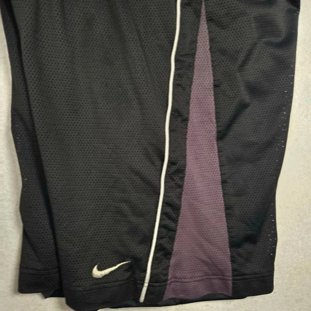 Vintage Y2K Nike Basketball Shorts Mens Medium Black Mesh Athletic Gym